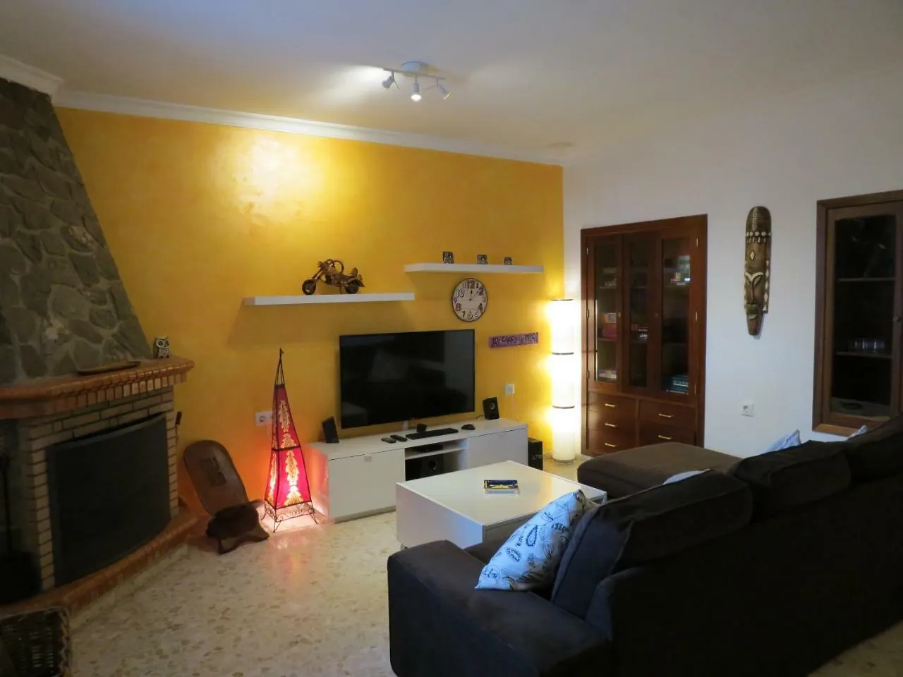 לוס קניוס דה מקה La Casa Del Trafalgar 0*, לוס קניוס דה מקה ספרד